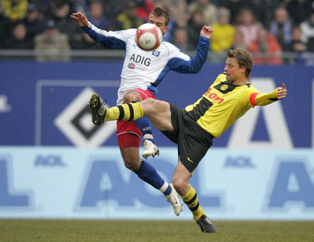 足球逐步崛 足球逐步崛