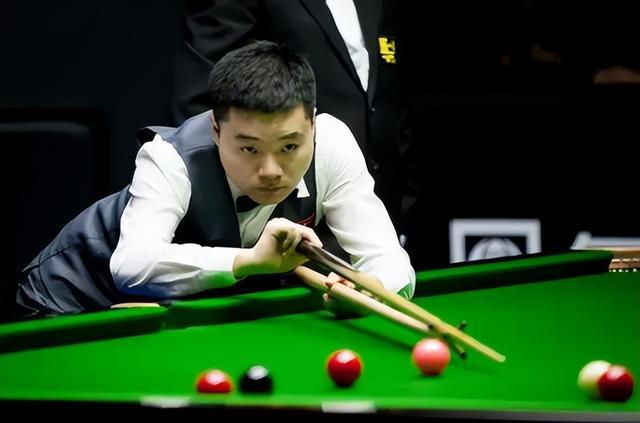 围所吸引 围所吸引