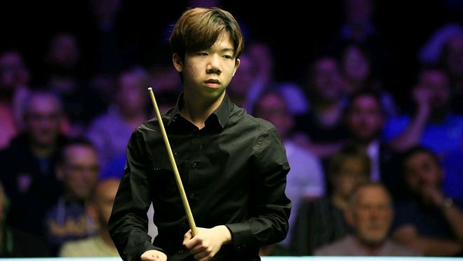 教练均是中 教练均是中